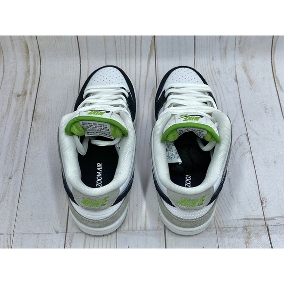 Nike‎ SB Dunk Low Chlorophyll Men\'s Size 4.5 / Women\'s Size 6 BQ6817 011 main image 4